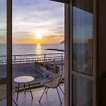 住宿加早餐酒店 Cas' A Mare - Beachfront Luxury 萨莱诺
