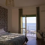 住宿加早餐酒店 Cas' A Mare - Beachfront Luxury 萨莱诺