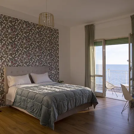 Cas' A Mare - Beachfront Luxury