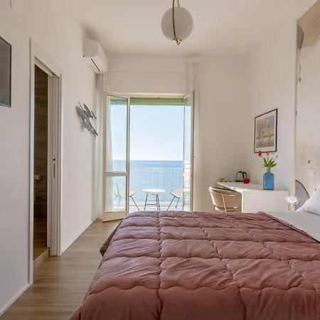 Cas' A Mare - Beachfront Luxury Salerno