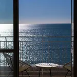Cas' A Mare - Beachfront Luxury Bed & Breakfast 4*