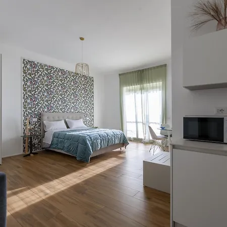 Cas' A Mare - Beachfront Luxury فندق مبيت وإفطار ساليرنو