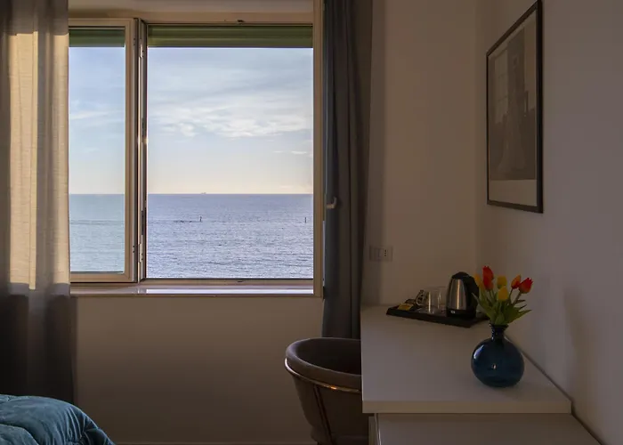 Bed & Breakfast Cas' A Mare - Beachfront Luxury 4*