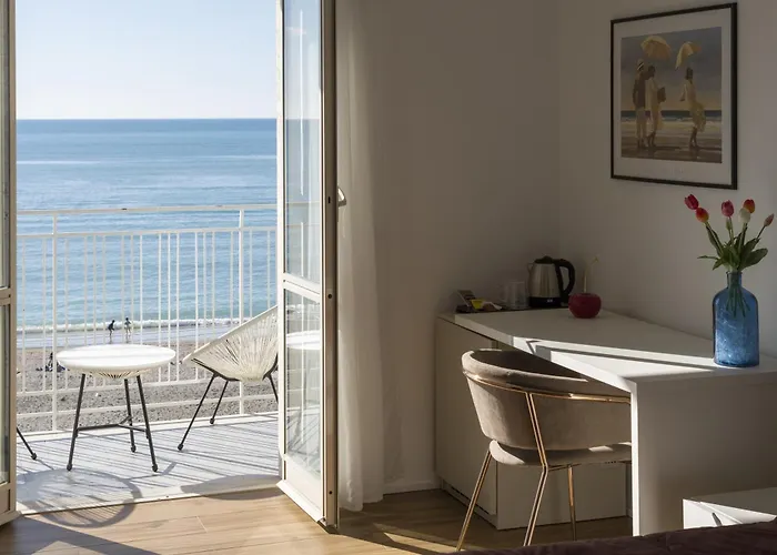 Bed & Breakfast Cas' A Mare - Beachfront Luxury 4*